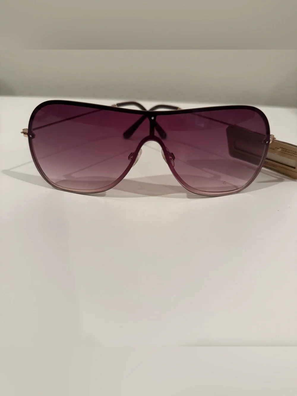NWT FRYE AND CO. Purple Gradient Aviator Sunglasses